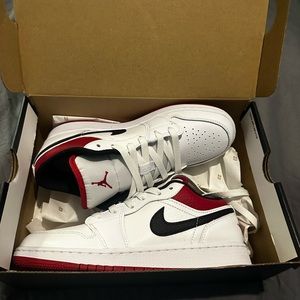 air Jordan Low White and Red